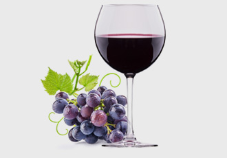Agiorgitiko Greek red grape variety originating from Nemea is cultivated in Domaine Glinavos vineyard in Zitsa